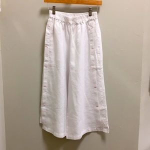 Lovely Linen Palazzo Capris
